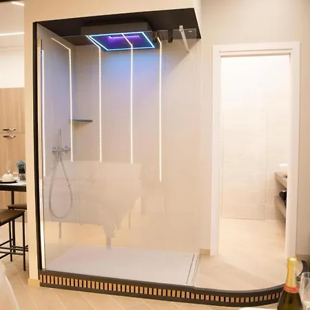 Chiaro Di Luna Pensionat Margherita Di Savoia